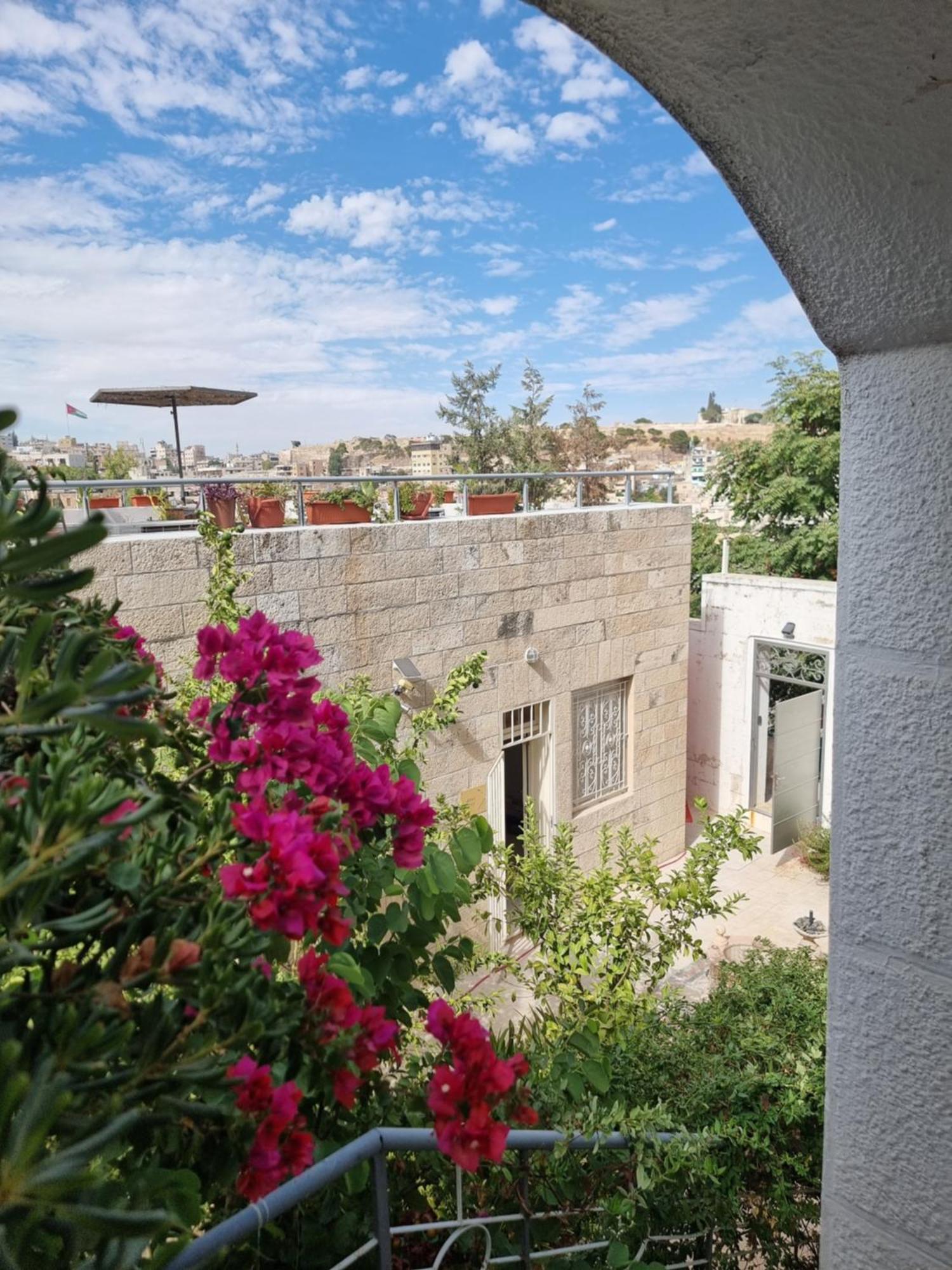 Downtown Living Boutique Apartments Amman Exteriör bild
