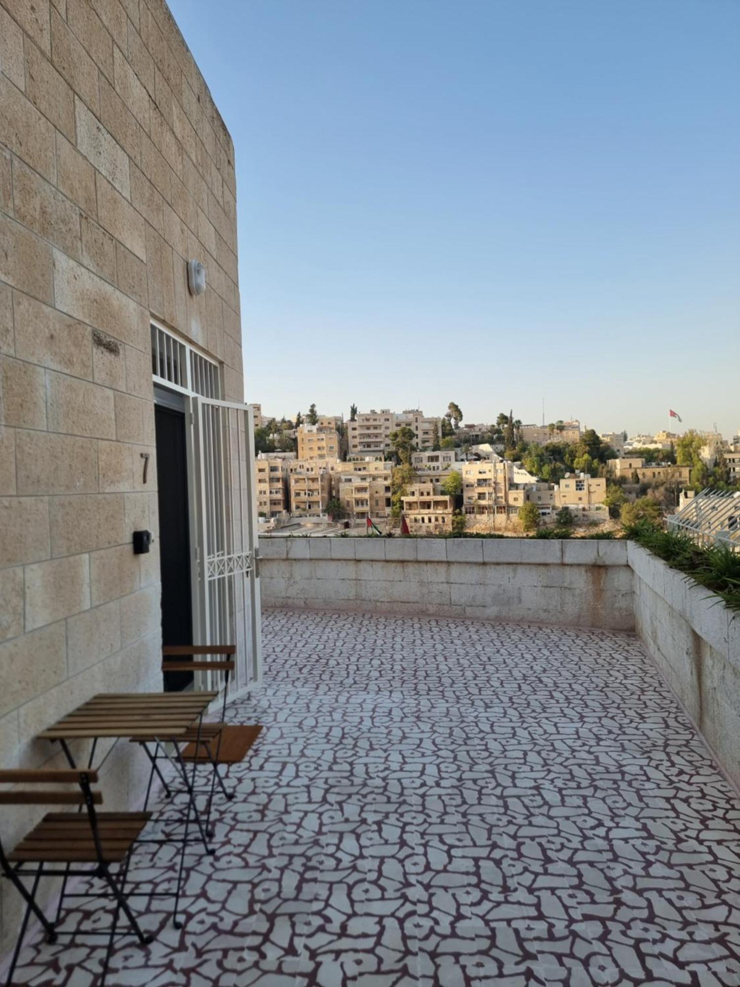 Downtown Living Boutique Apartments Amman Exteriör bild